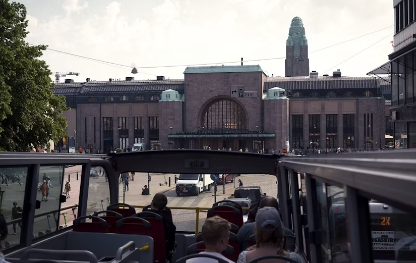 Helsinki Hop on Hop off bus tour - Image 3